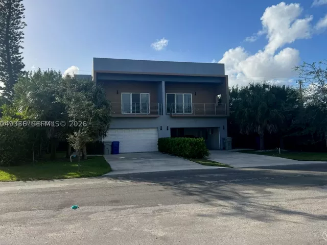 3-bedroom home for rent in Pompano Beach - 1121 NE 23rd Ter 1121 - MondialRealty