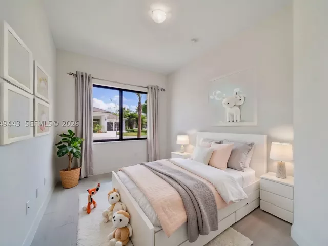 5-bedroom home for sale in Homestead - 24440 SW 209th Pl - MondialRealty