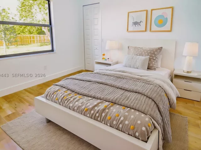 5-bedroom home for sale in Homestead - 24440 SW 209th Pl - MondialRealty