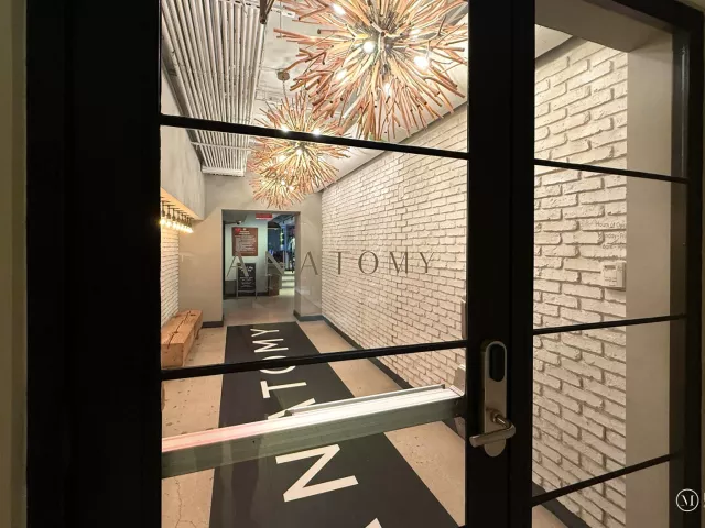 1-bedroom condo for sale in Miami Beach - 2301 Collins Avenue 1205 - MondialRealty