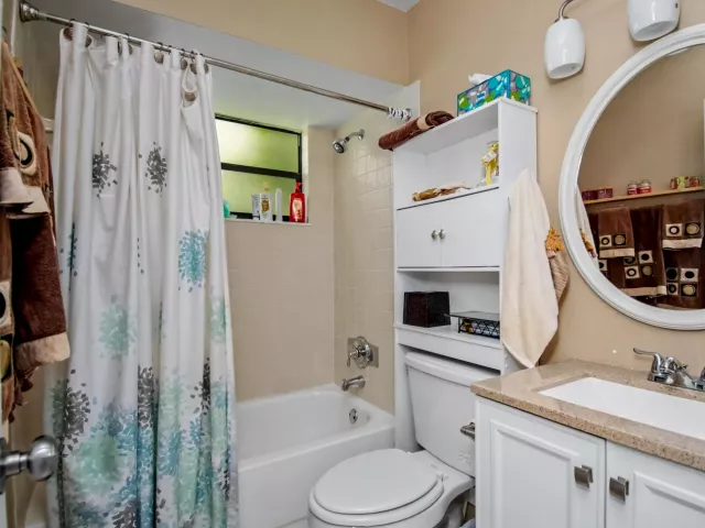 3-bedroom home for rent in Boca Raton - 7678 Solimar Circle - MondialRealty