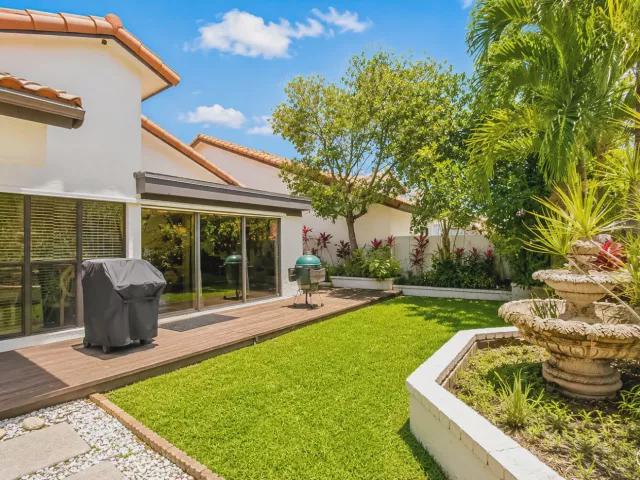 3-bedroom home for rent in Boca Raton - 7678 Solimar Circle - MondialRealty