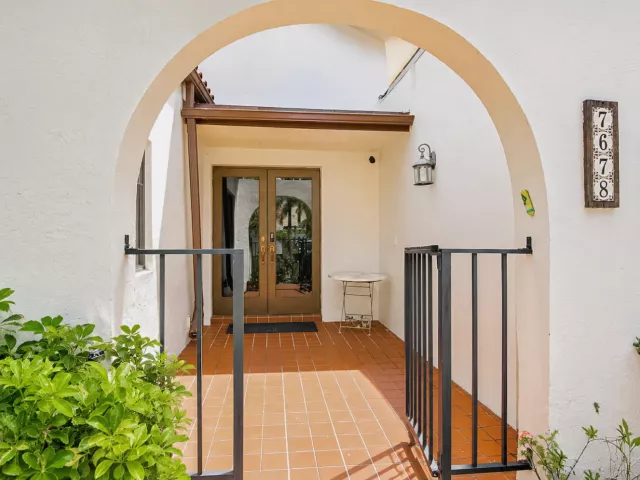 3-bedroom home for rent in Boca Raton - 7678 Solimar Circle - MondialRealty