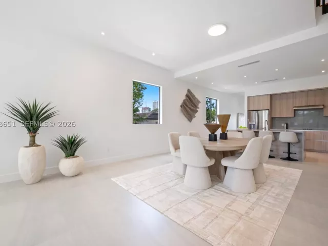 4-bedroom home for sale in Miami - 2787 SW 34th Ave - MondialRealty