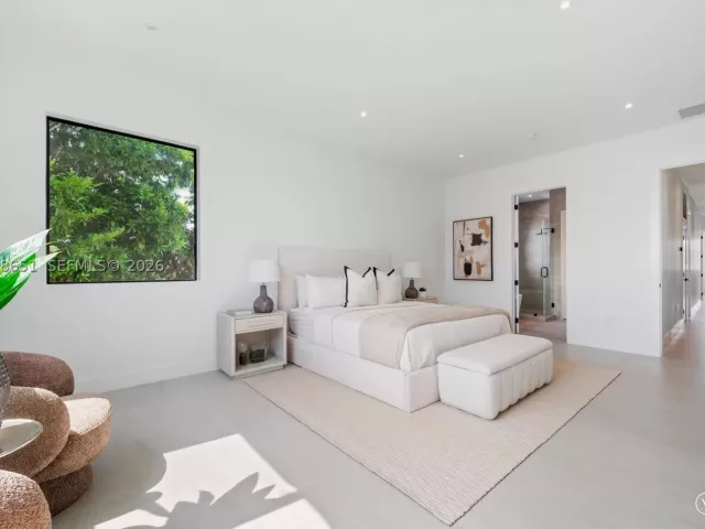 4-bedroom home for sale in Miami - 2787 SW 34th Ave - MondialRealty