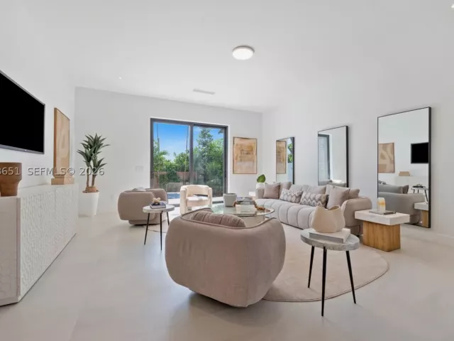 4-bedroom home for sale in Miami - 2787 SW 34th Ave - MondialRealty