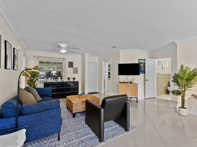 3-bedroom home for sale in Delray Beach - 1638 NE 3rd Avenue - MondialRealty