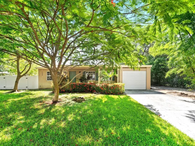 3-bedroom home for sale in Delray Beach - 1638 NE 3rd Avenue - MondialRealty
