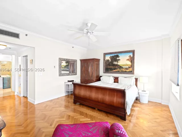 3-bedroom condo for sale in Miami Beach - 2432 Fisher Island Dr 5302 - MondialRealty