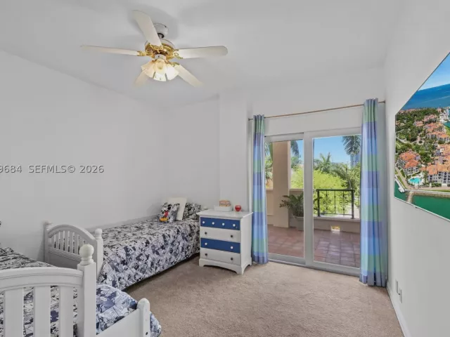 3-bedroom condo for sale in Miami Beach - 2432 Fisher Island Dr 5302 - MondialRealty