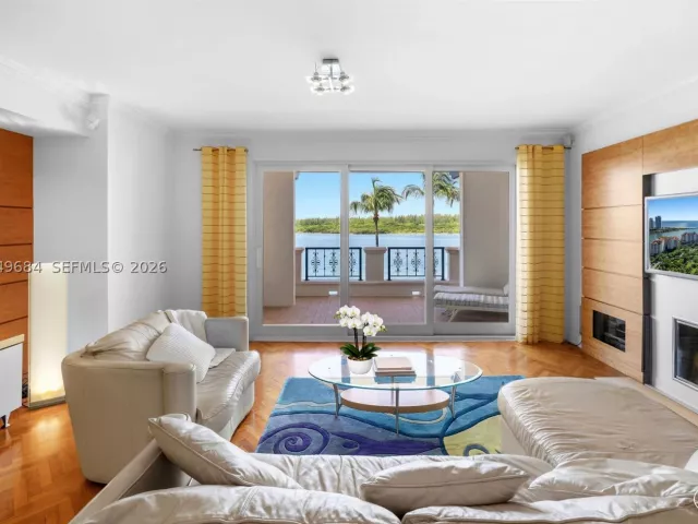 3-bedroom condo for sale in Miami Beach - 2432 Fisher Island Dr 5302 - MondialRealty