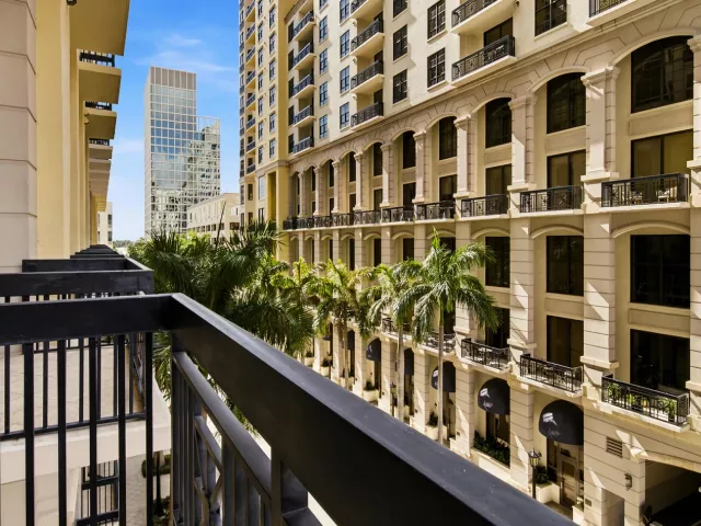 1-bedroom condo for rent in West Palm Beach - 701 S Olive Avenue 304 - MondialRealty