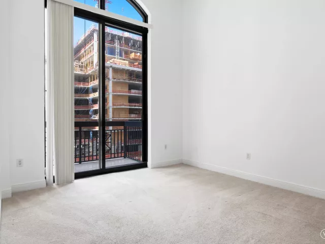 1-bedroom condo for rent in West Palm Beach - 701 S Olive Avenue 304 - MondialRealty