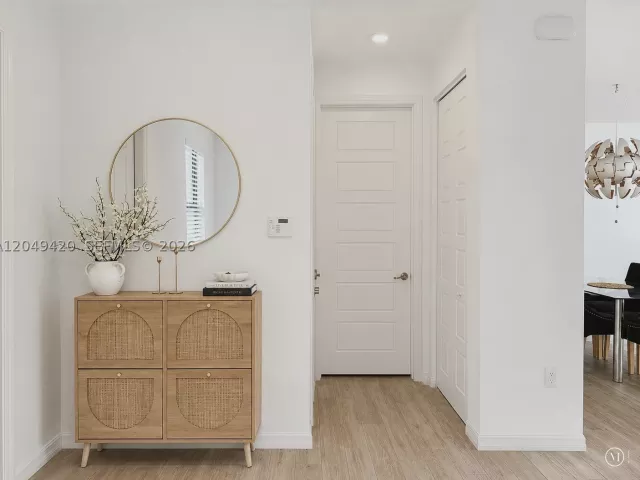 3-bedroom home for sale in Miami - 19316 NE 8th Ct - MondialRealty