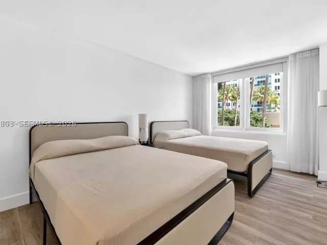 condo for sale in Miami Beach - 2301 Collins Ave 414 - MondialRealty