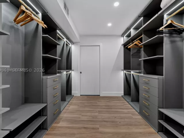 condo for sale in Miami Beach - 2301 Collins Ave 414 - MondialRealty