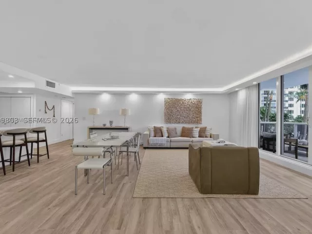 condo for sale in Miami Beach - 2301 Collins Ave 414 - MondialRealty