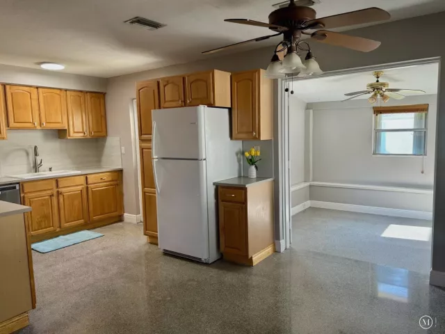 3-bedroom home for rent in Pompano Beach - 2624 NE 8th Court - MondialRealty