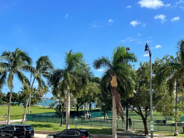 2-bedroom condo for rent in Miami - 1800 N Bayshore Dr 3310 - MondialRealty