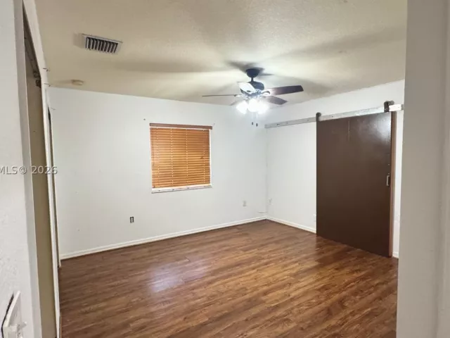 3-bedroom home for rent in Miami - 5680 NW 23rd Ave 0 - MondialRealty