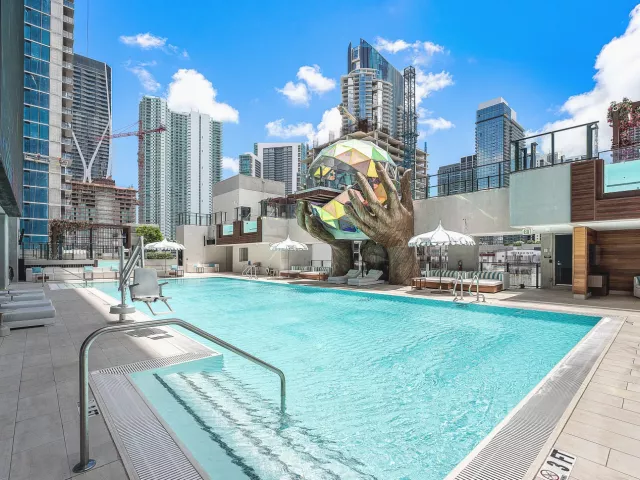 1-bedroom condo for sale in Miami - 20 NE 11th Street 4805 - MondialRealty