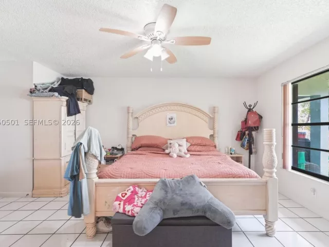 3-bedroom home for sale in Miami - 4531 SW 146th Ct - MondialRealty