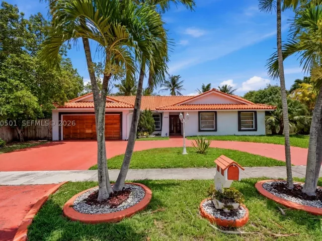 3-bedroom home for sale in Miami - 4531 SW 146th Ct - MondialRealty