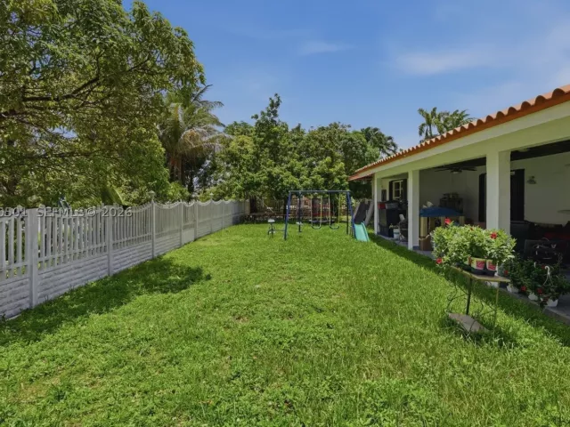 3-bedroom home for sale in Miami - 4531 SW 146th Ct - MondialRealty