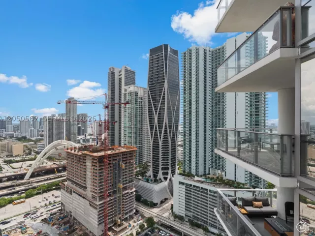 1-bedroom condo for sale in Miami - 851 NE 1st Ave 3000 - MondialRealty