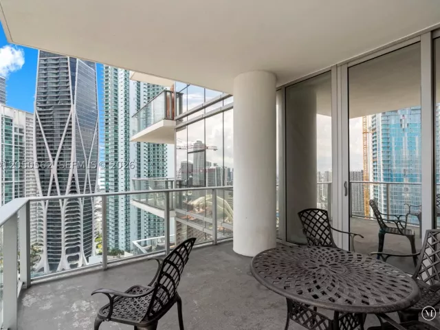 1-bedroom condo for sale in Miami - 851 NE 1st Ave 3000 - MondialRealty