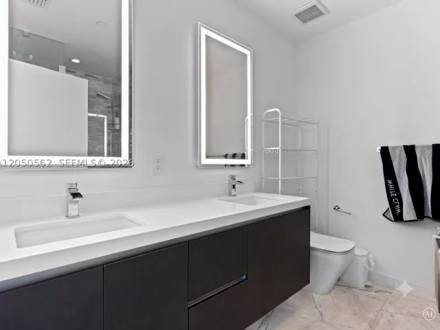 1-bedroom condo for sale in Miami - 851 NE 1st Ave 3000 - MondialRealty