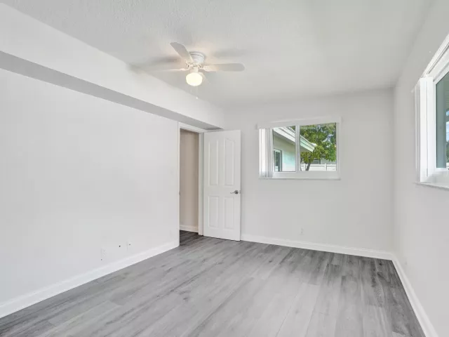 4-bedroom home for rent in Fort Lauderdale - 4755 NE 23rd Avenue - MondialRealty
