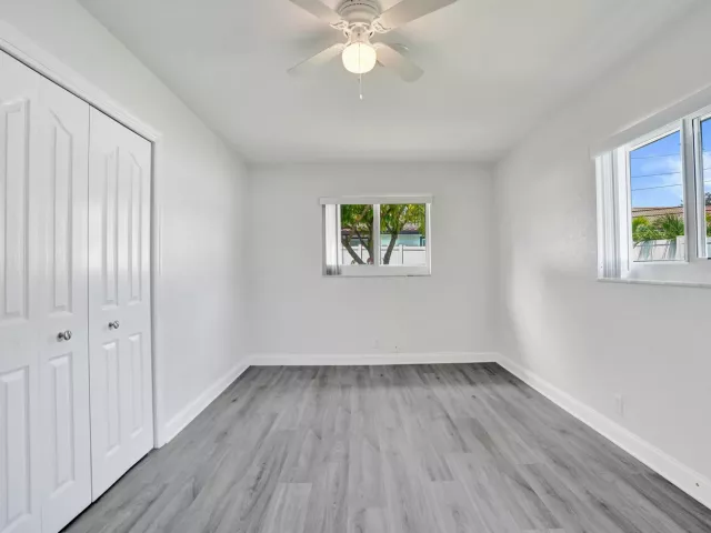 4-bedroom home for rent in Fort Lauderdale - 4755 NE 23rd Avenue - MondialRealty