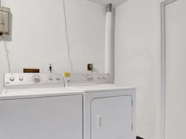4-bedroom home for rent in Fort Lauderdale - 4755 NE 23rd Avenue - MondialRealty