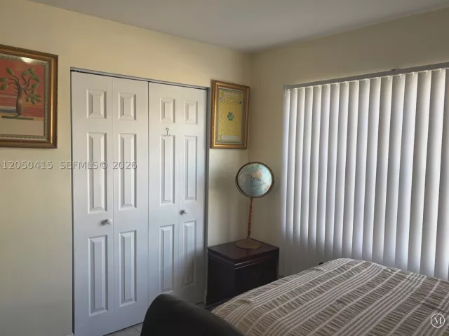 3-bedroom home for sale in Boca Raton - 4280 N Dixie Hwy - MondialRealty