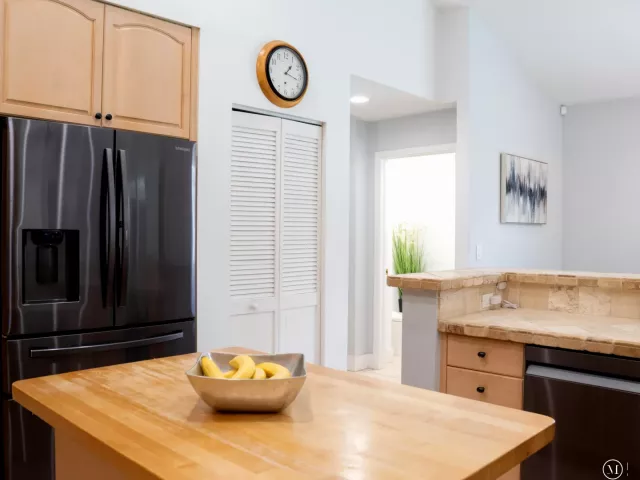 4-bedroom home for rent in Boca Raton - 20710 NW 29th Avenue - MondialRealty