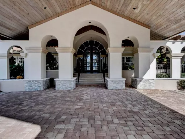 4-bedroom home for rent in Boca Raton - 20710 NW 29th Avenue - MondialRealty