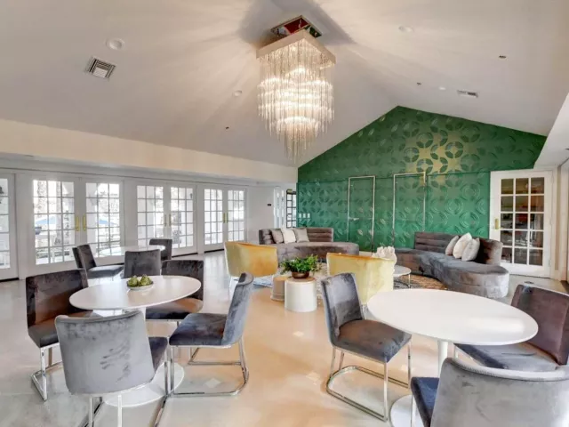 4-bedroom home for rent in Boca Raton - 20710 NW 29th Avenue - MondialRealty
