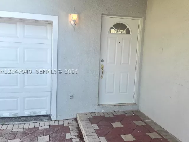 3-bedroom home for sale in Miami - 14236 SW 148th Ave - MondialRealty