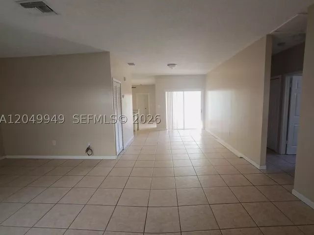 3-bedroom home for sale in Miami - 14236 SW 148th Ave - MondialRealty