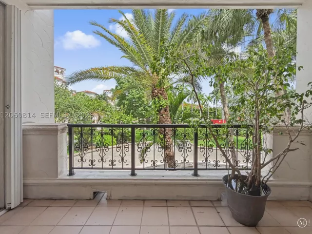 3-bedroom condo for rent in Miami Beach - 2124 Fisher Island Dr 2124 - MondialRealty