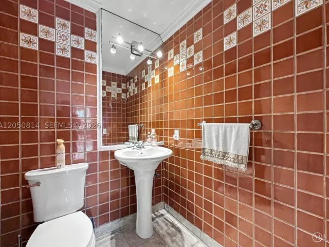 3-bedroom condo for rent in Miami Beach - 2124 Fisher Island Dr 2124 - MondialRealty