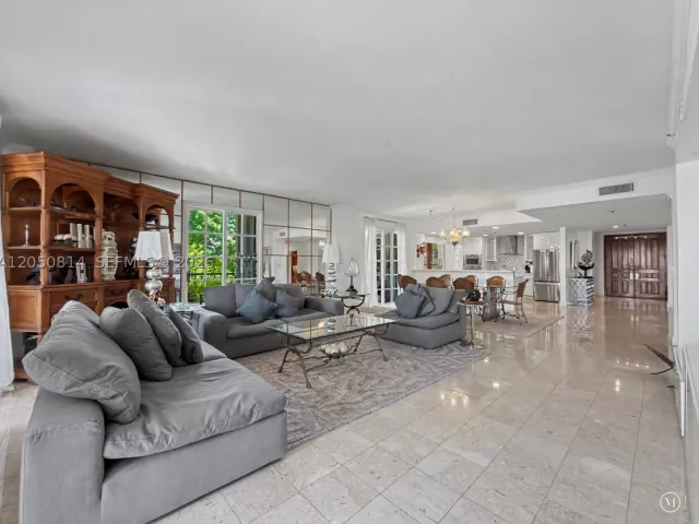 3-bedroom condo for rent in Miami Beach - 2124 Fisher Island Dr 2124 - MondialRealty