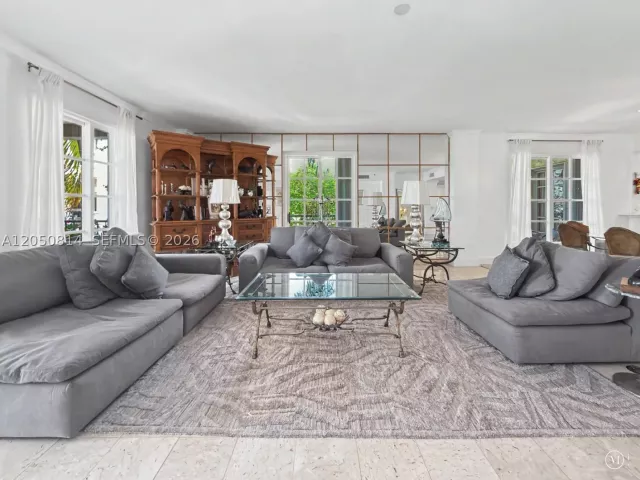 3-bedroom condo for rent in Miami Beach - 2124 Fisher Island Dr 2124 - MondialRealty