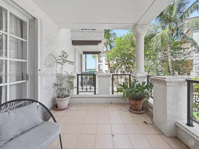 3-bedroom condo for rent in Miami Beach - 2124 Fisher Island Dr 2124 - MondialRealty