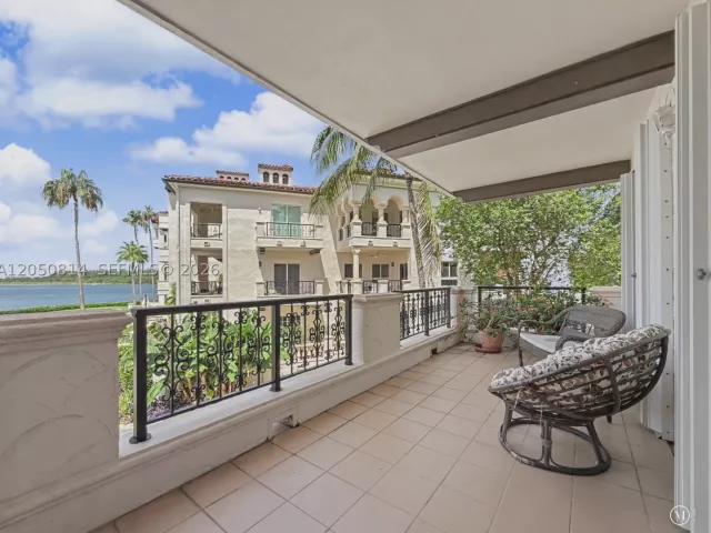 3-bedroom condo for rent in Miami Beach - 2124 Fisher Island Dr 2124 - MondialRealty