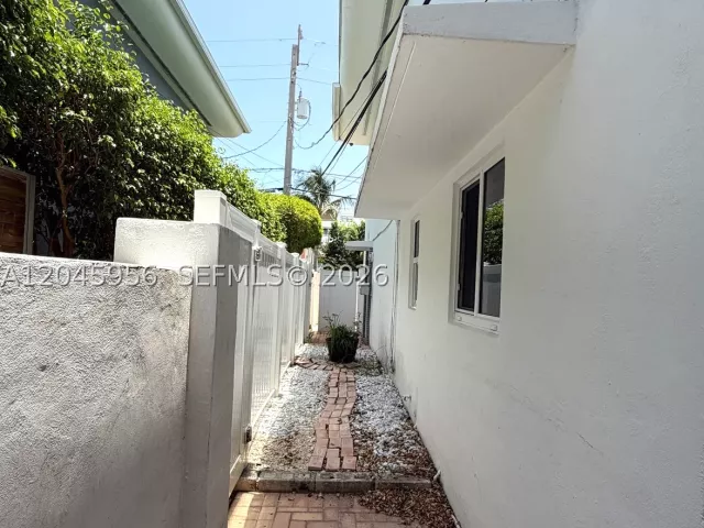 3-bedroom home for sale in Miami Beach - 7312 Gary Ave - MondialRealty