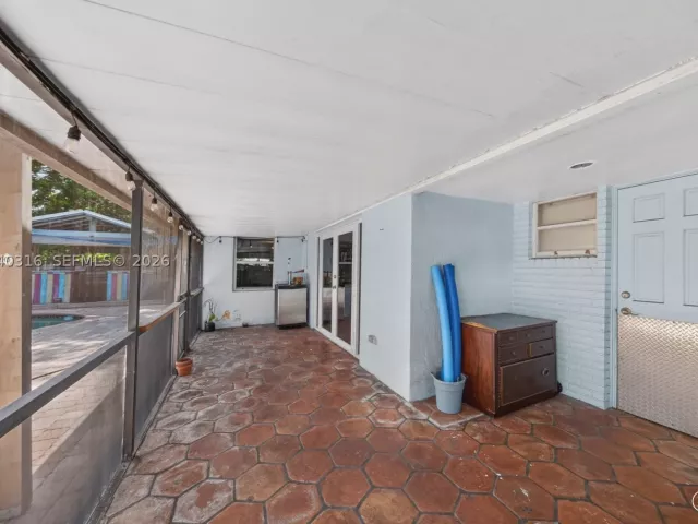 3-bedroom home for sale in Hollywood - 5300 Fillmore St - MondialRealty