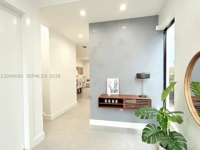 3-bedroom home for rent in Miami - 8871 SW 28th St - MondialRealty