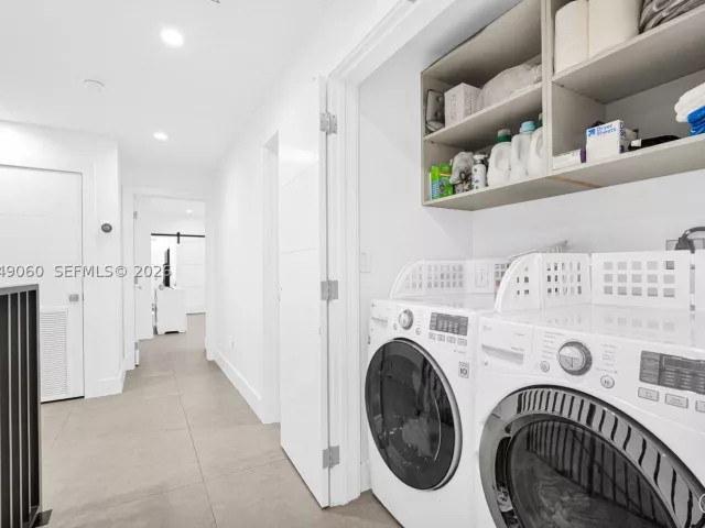 3-bedroom home for rent in Miami - 8871 SW 28th St - MondialRealty
